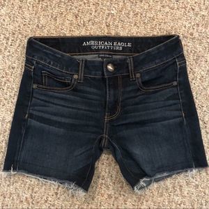 American Eagle Mid Rise Shorts Size 00 NWOT